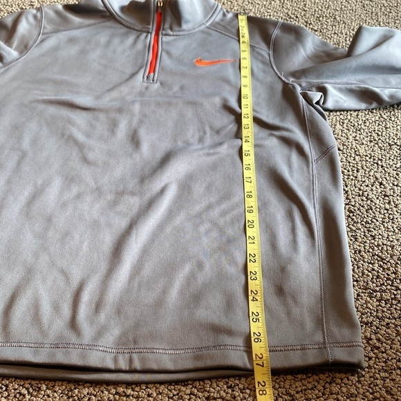 Nike Therma Fit Gray 3/4 Zip Shirt Size Medium in Like New Condition - Picture 9 of 10